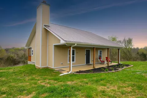 2451 Round Hl, Lewisburg, TN 37091