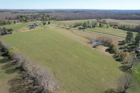 1 White Rd, Pulaski, TN 38478 photo 2