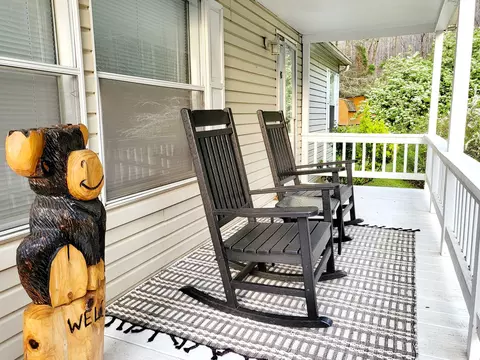 3209 Waldens Creek Rd, Sevierville, TN 37862