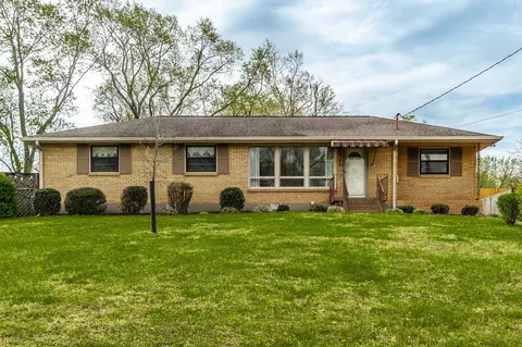 1914 Pinehurst Dr, Nashville, TN 37216