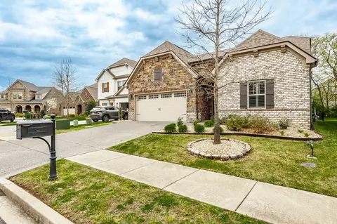 1728 Foxland Blvd, Gallatin, TN 37066