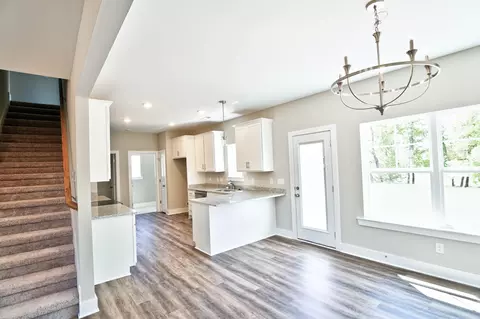 702 Vrabel Rd, Murfreesboro, TN 37130 photo 3