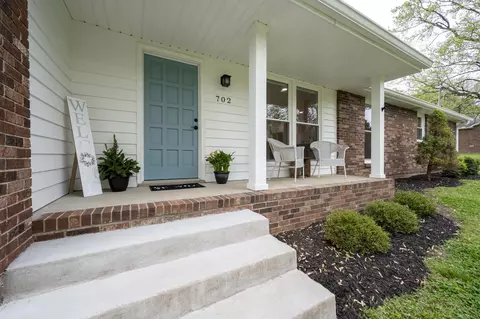 702 Valley Brook Dr, Mount Juliet, TN 37122