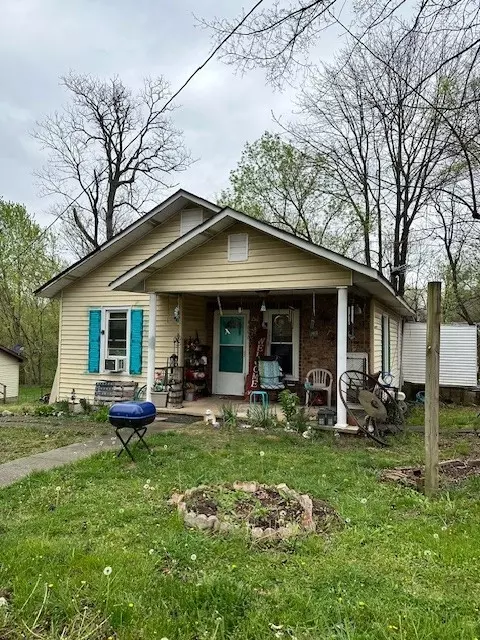 4606 Bledsoe St, Westmoreland, TN 37186