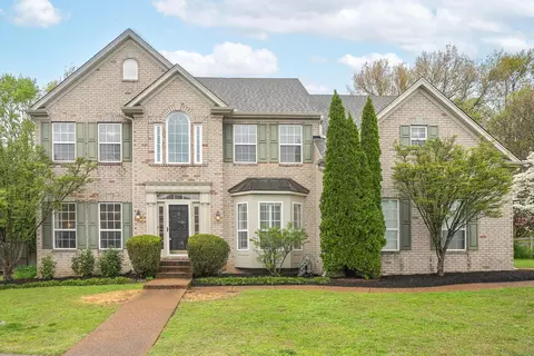 600 Glenmore Pl, Nashville, TN 37220