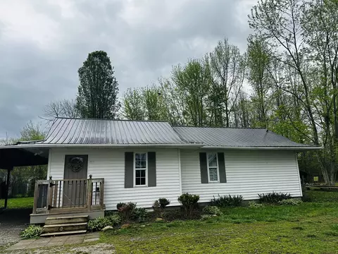 83 Hideout Rd, Manchester, TN 37355