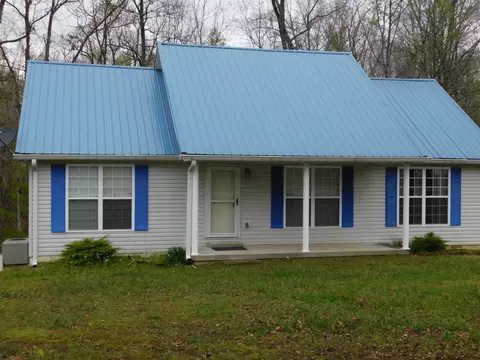 315 Station Dr, Waverly, TN 37185
