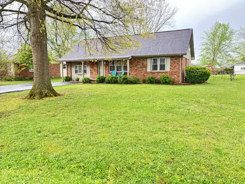 405 Colonial Ter, Hopkinsville, KY 42240