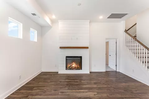 Living - 2624 Eldin Crk, Murfreesboro, TN 37128 photo 1 of 2