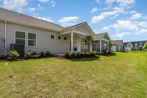 Exterior - 2624 Eldin Crk, Murfreesboro, TN 37128 photo 3 of 7