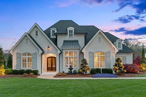 105 Hadley Reserve Ct, Nolensville, TN 37135