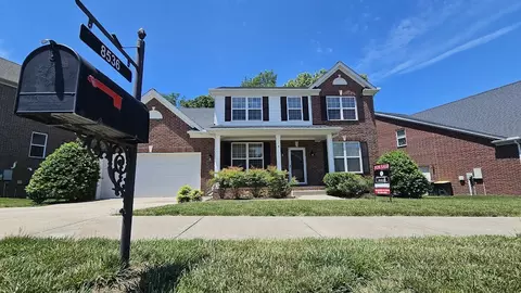 8536 Beautiful Valley Dr, Nashville, TN 37221