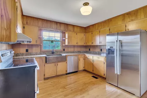 Kitchen - 288 Floraton Rd, Murfreesboro, TN 37127 photo 2 of 2