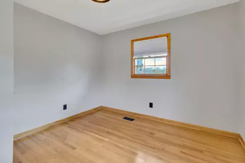 Bedroom - 288 Floraton Rd, Murfreesboro, TN 37127 photo 2 of 8