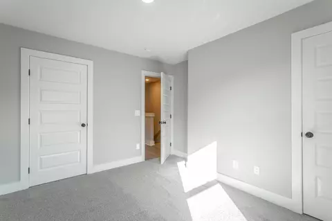 Bedroom - 2425 E 17th St, Chattanooga, TN 37404 photo 1 of 3
