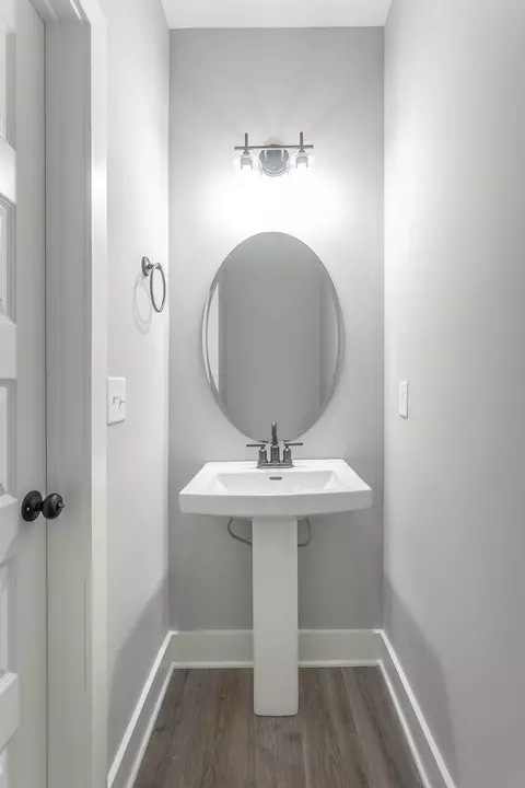 Bath - 2425 E 17th St, Chattanooga, TN 37404 photo 1 of 6