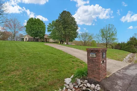 864 Hartman Ct, Adams, TN 37010