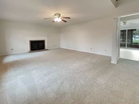 Living - 200 Timberlake Dr, Springfield, TN 37172 photo 1 of 1