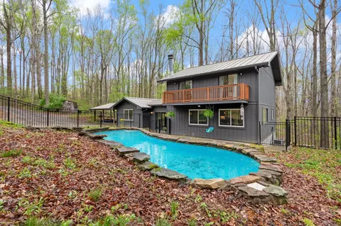 1018 Woodcock Hollow Rd, Kingston Springs, TN 37082