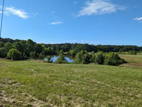 758 Ballard Rd, Camden, TN 38320