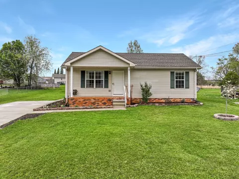 119 Grant Ave, Oak Grove, KY 42262