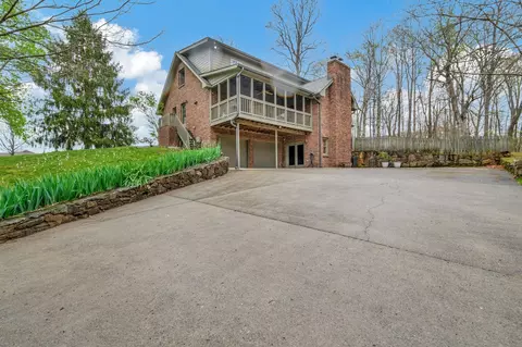 Exterior - 2101 Masters Dr, Springfield, TN 37172 photo 13 of 15