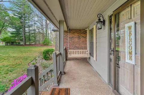 Exterior - 2101 Masters Dr, Springfield, TN 37172 photo 4 of 15