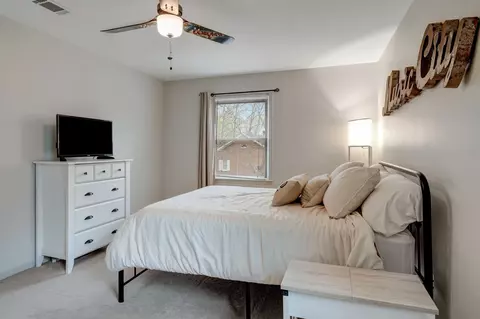 Bedroom - 2101 Masters Dr, Springfield, TN 37172 photo 3 of 9
