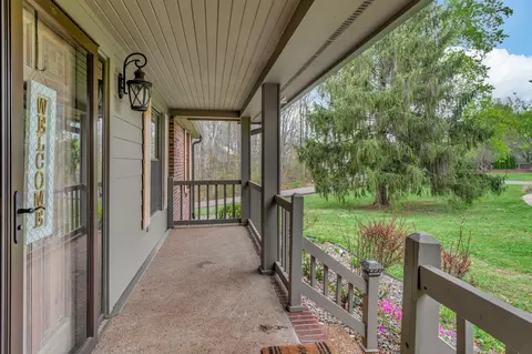 Exterior - 2101 Masters Dr, Springfield, TN 37172 photo 5 of 15