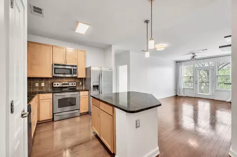 3000 Vanderbilt Pl #411, Nashville, TN 37212