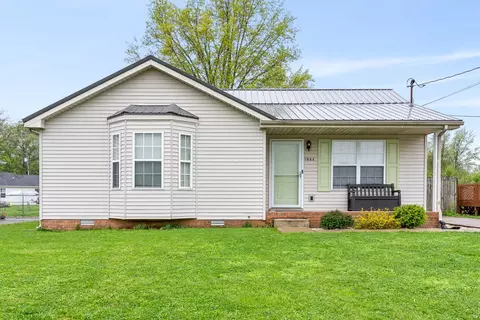 1944 Timberline Cir, Oak Grove, KY 42262