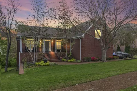 4832 Myra Dr, Hermitage, TN 37076