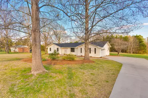 9110 N Hickory Valley Rd, Chattanooga, TN 37416
