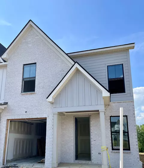 3044 Inman Dr, Thompsons Station, TN 37179