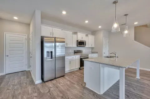 Kitchen - 1844 Bethpage Dr, Murfreesboro, TN 37127 photo 4 of 5