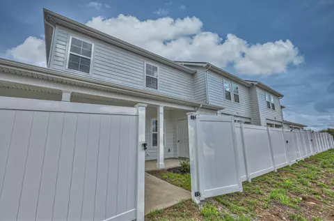 Exterior - 1844 Bethpage Dr, Murfreesboro, TN 37127 photo 9 of 9