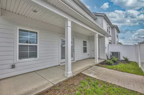 Exterior - 1839 Bethpage Dr, Murfreesboro, TN 37127 photo 8 of 9