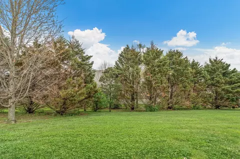 Exterior - 2021 Morrison Ave, Spring Hill, TN 37174 photo 9 of 11
