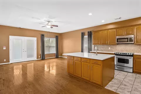 Kitchen - 2021 Morrison Ave, Spring Hill, TN 37174 photo 1 of 8