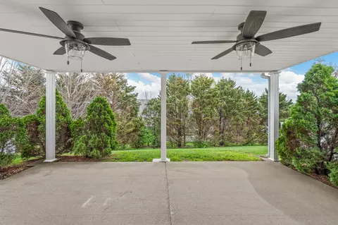 Exterior - 2021 Morrison Ave, Spring Hill, TN 37174 photo 6 of 11