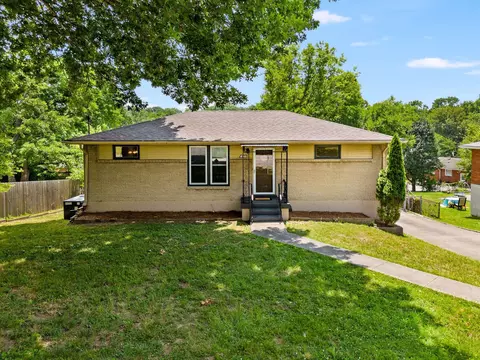 1811 Rosebank Ave, Nashville, TN 37216