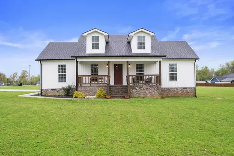18 Carson Ln, Ethridge, TN 38456