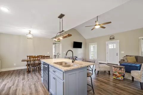 Kitchen - 18 Carson Ln, Ethridge, TN 38456 photo 3 of 3