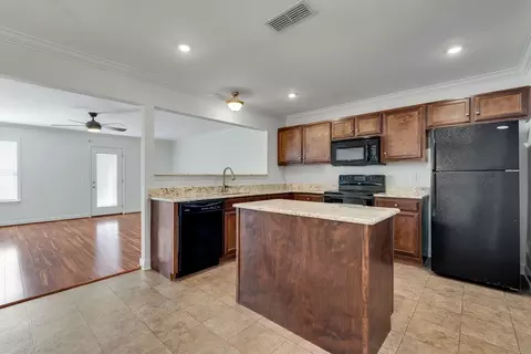 Kitchen - 4851 Octavia St, Murfreesboro, TN 37129 photo 1 of 7