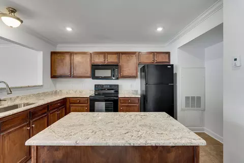 Kitchen - 4851 Octavia St, Murfreesboro, TN 37129 photo 3 of 7