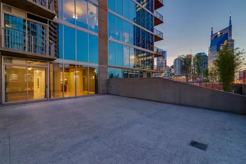301 Demonbreun St #706, Nashville, TN 37201