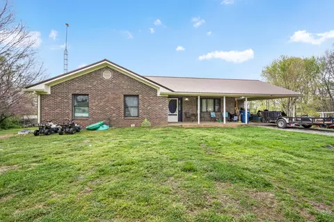810 Blue Springs Rd, Cadiz, KY 42211