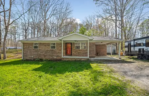 67 Short St, Spencer, TN 38585