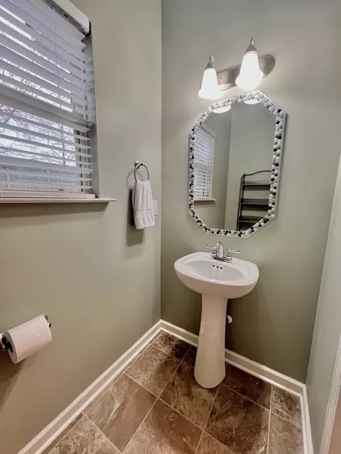 8008 Tiger Ct, Spring Hill, TN 37174 photo 7