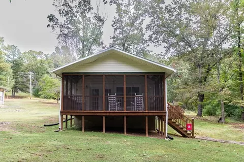 180 Arrington Ln, Waverly, TN 37185